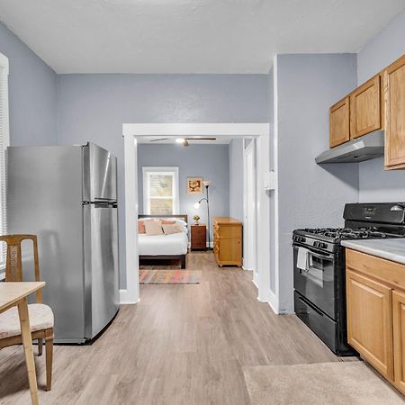 Historic Cozy Haven In Little Italy Apartment Cleveland Exterior photo